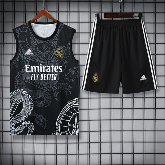 Kit Estivo Real Madrid Black 2024